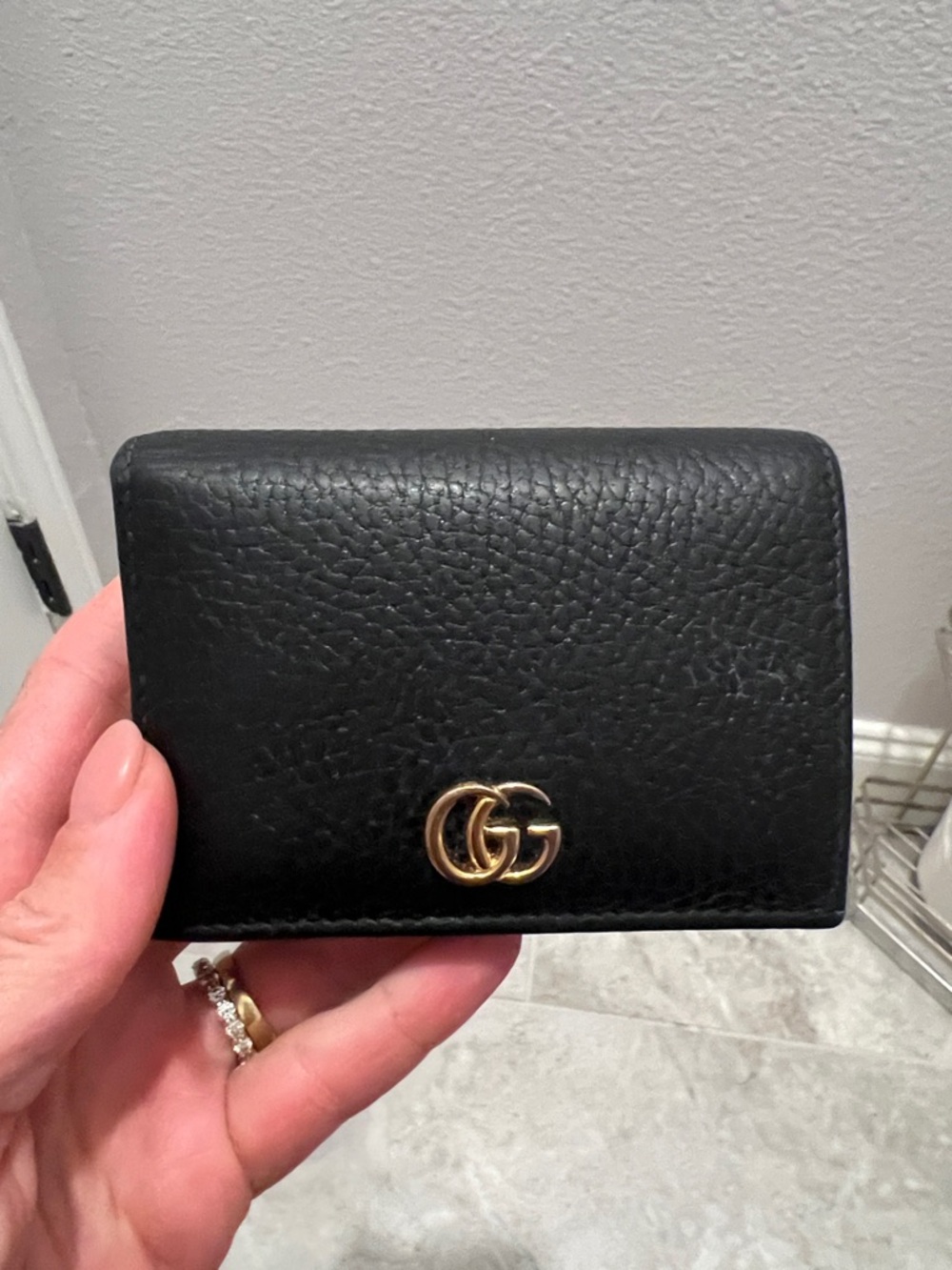 Gucci Marmont Black Pebbled Leather Card Wallet with Gold Double G
